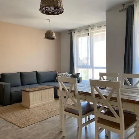 Daire Sea Garden Apartment, Excellent Location With Free Parking Burgaz